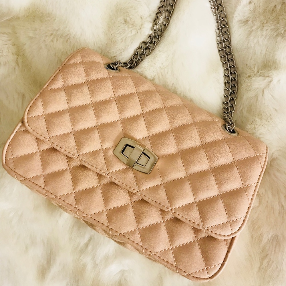 Express Quilt Crossbody Bag